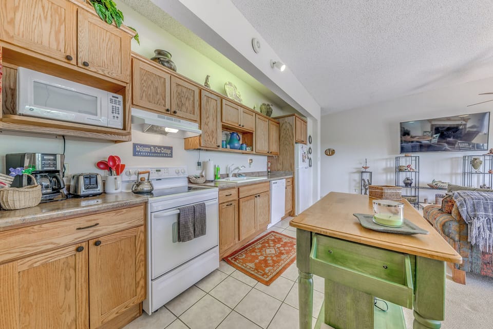 Kitchen | Dishwasher
