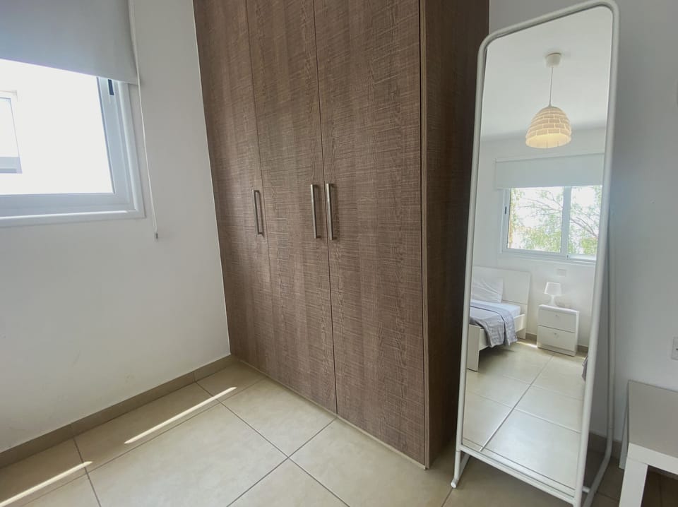 Apartment, Non Smoking, Pool View | 2 bedrooms, WiFi (free), bed sheets