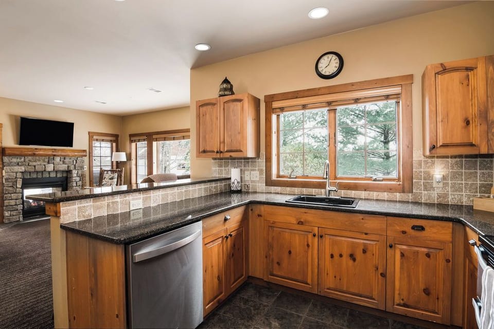 Dishwasher included