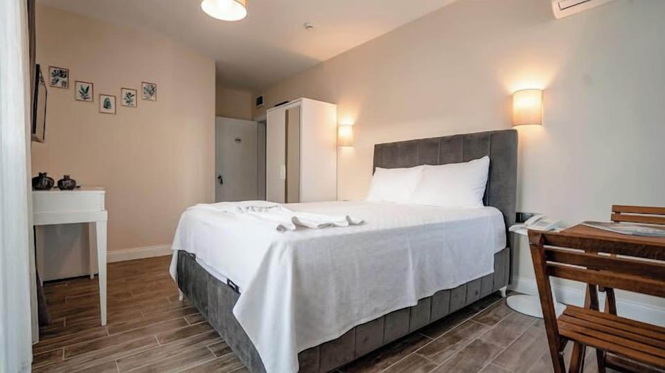 1 bedroom, in-room safe, free WiFi