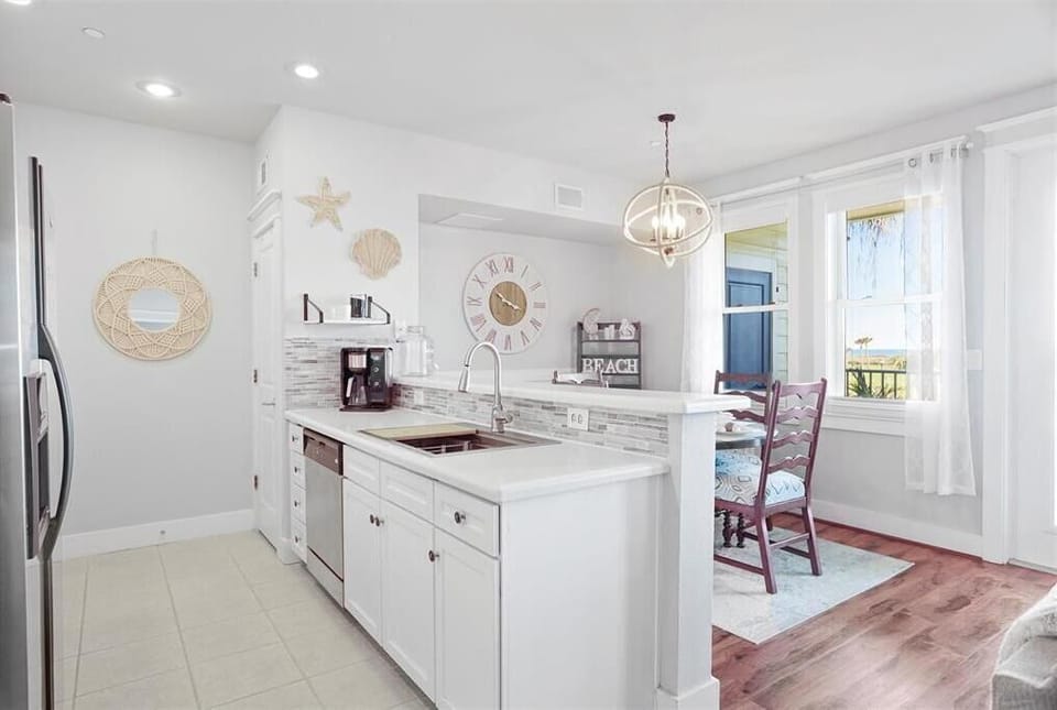 A lot of counter space!