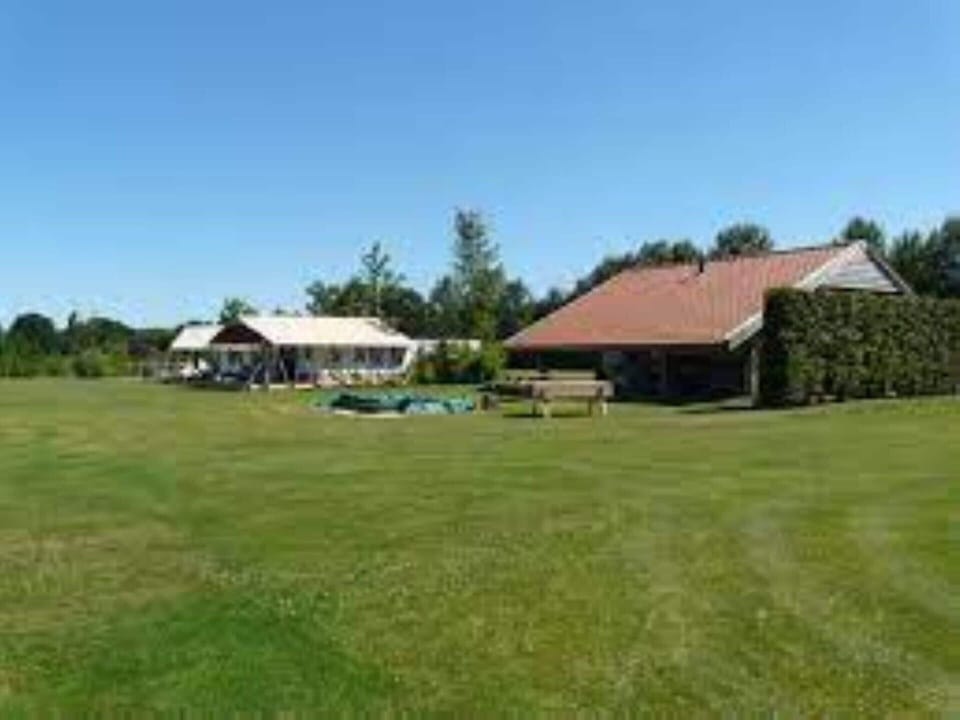 Tent | Exterior