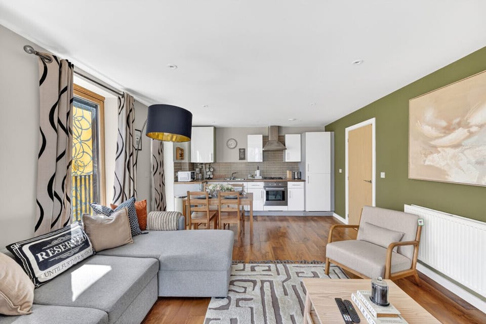 Open plan living/ dining / kitchen