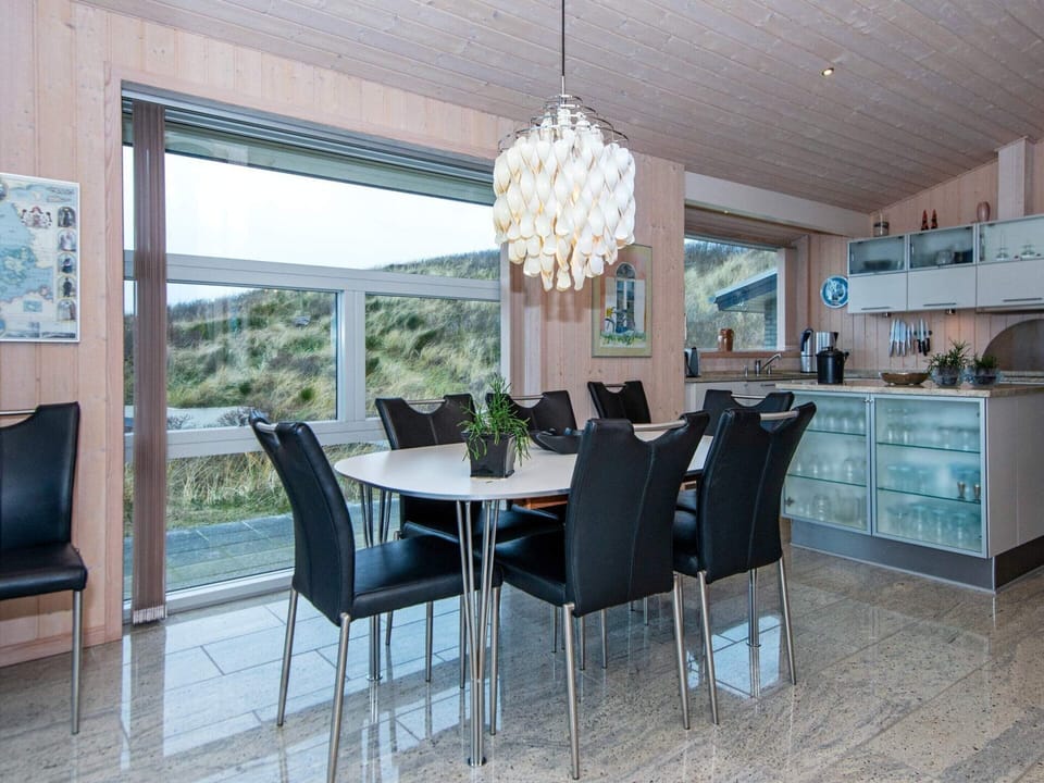 House | Dining