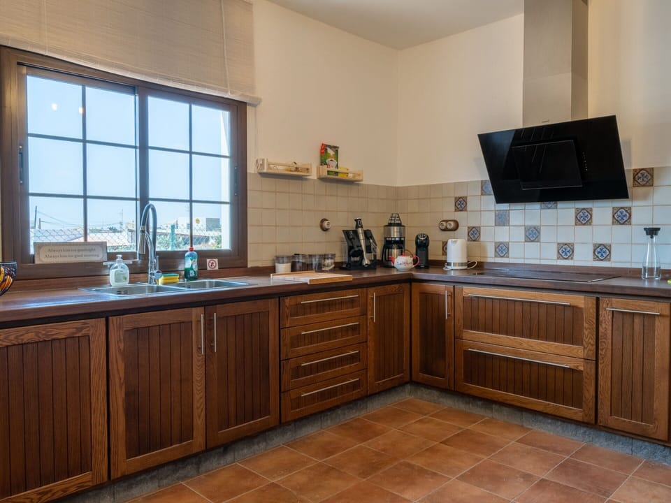 House | Private kitchen | Oven