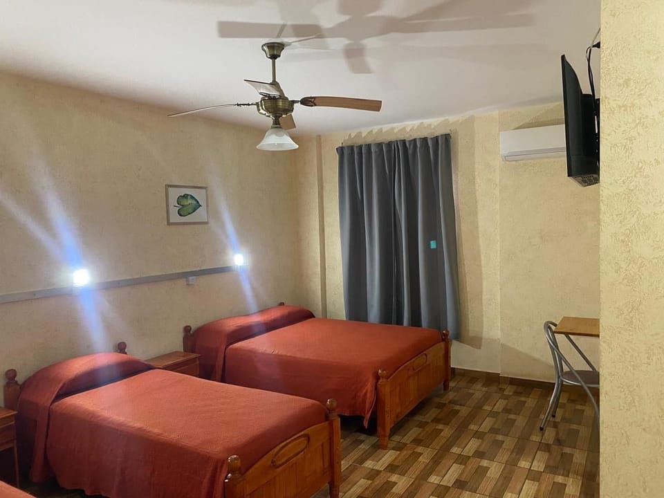 Classic Triple Room | Free WiFi, bed sheets