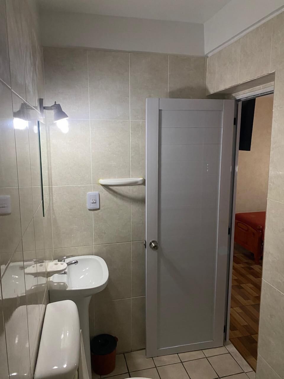 Classic Single Room | Bathroom | Shower, towels