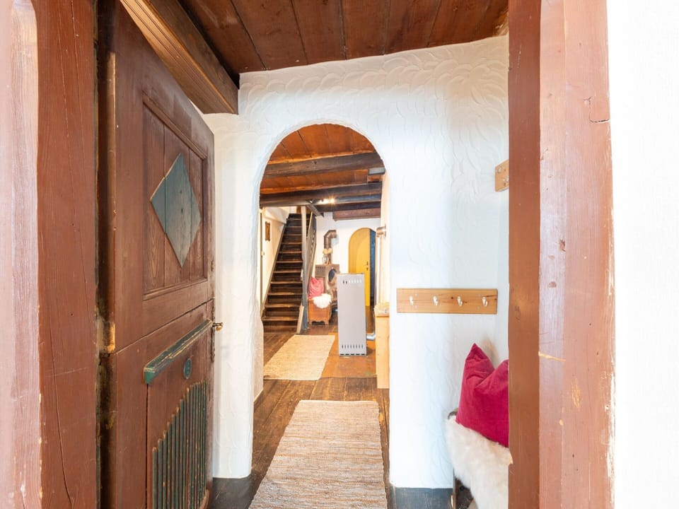 House | Reception