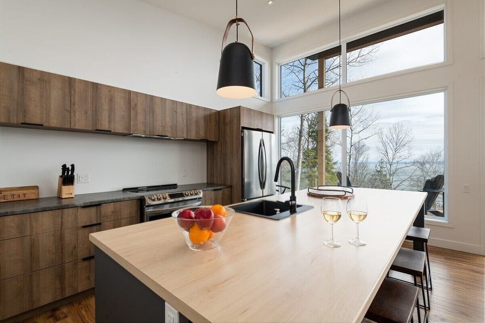 Sip, chat, and enjoy the perfect setting for a leisurely meal.