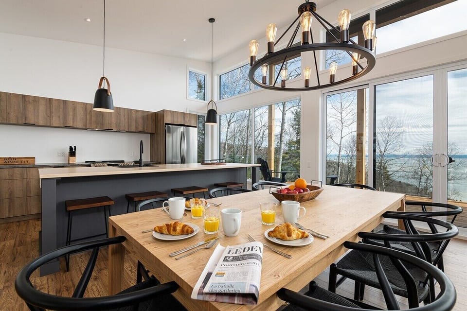 Breakfast with a view because mornings should always feel this good.