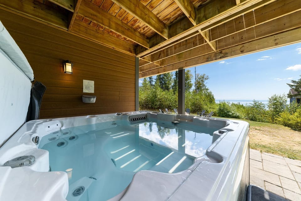 Soak in the moment and let the view do the rest.