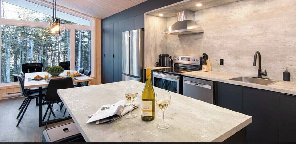 Good food, great company, and a kitchen with views.