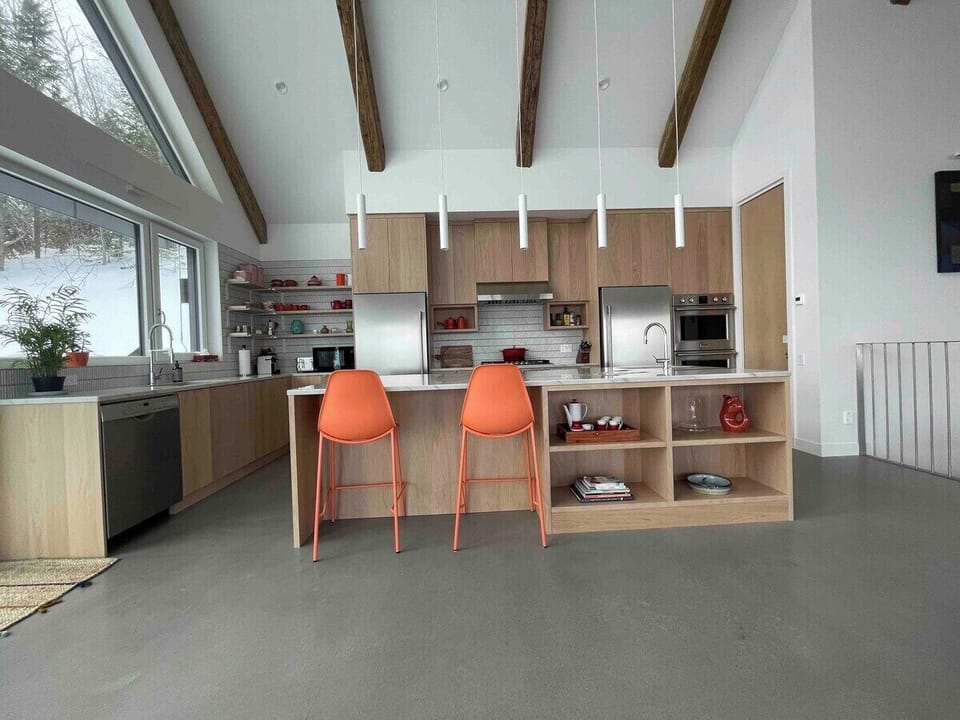 Sit back, relax, and enjoy the beauty around you this kitchen has it all.