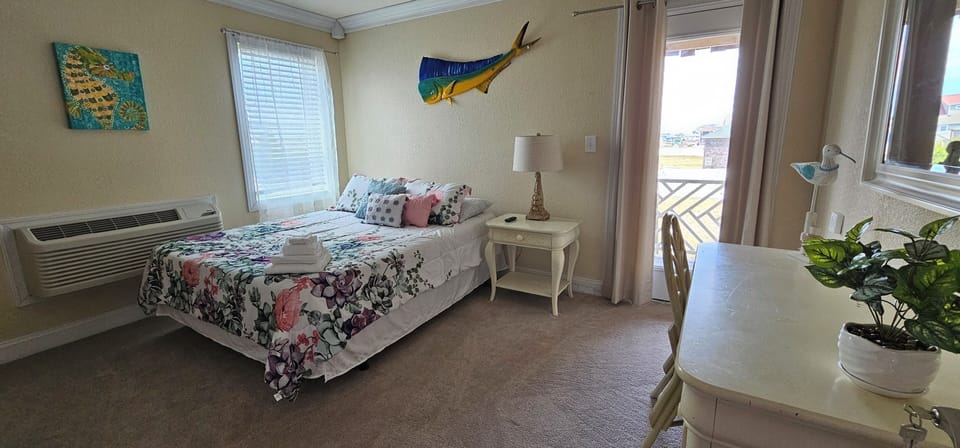 Standard Double Room, Private Bathroom | WiFi (free)