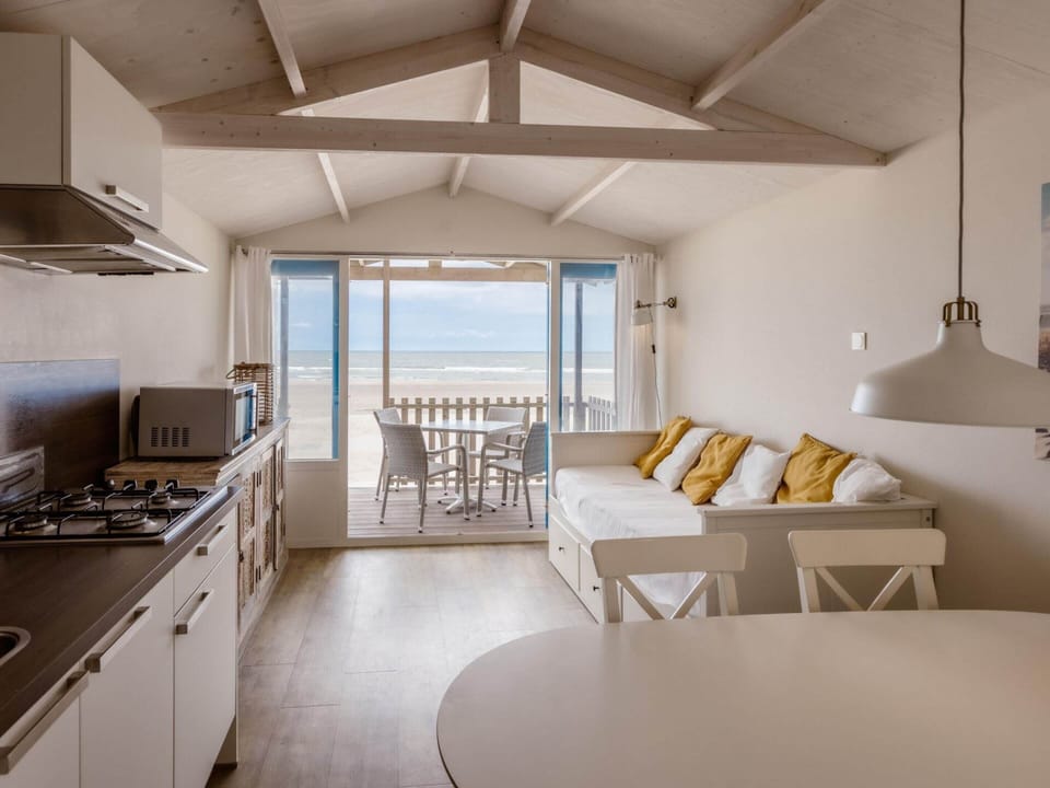 House | Dining