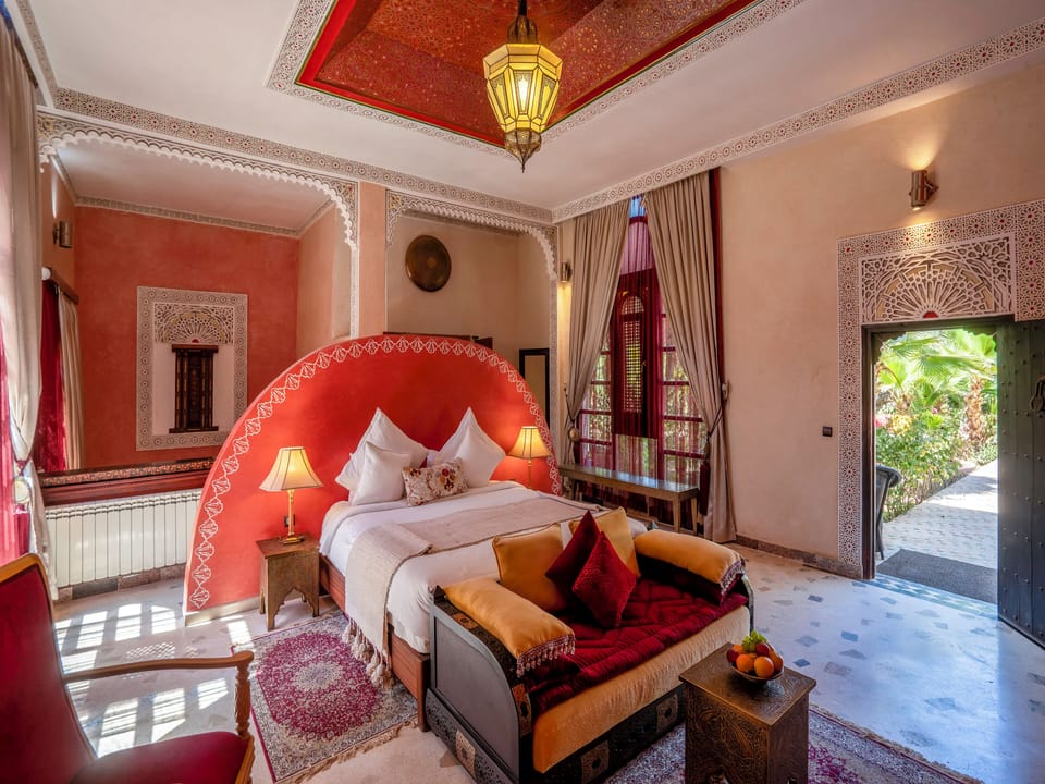 Senior Suite | In-room safe, individually furnished, blackout drapes, soundproofing