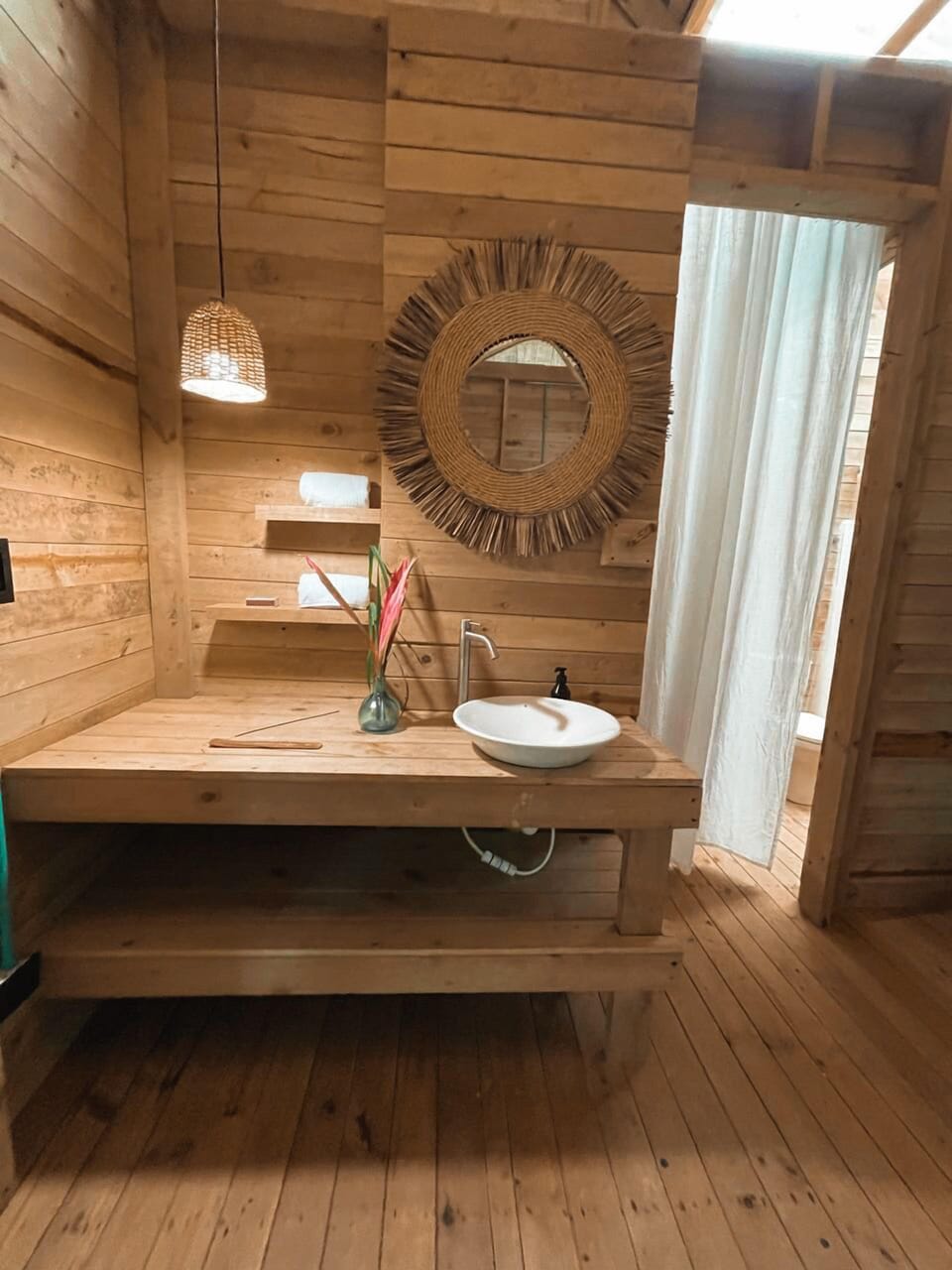 Standard Quadruple Room, Mountain View | Bathroom | Shower, rainfall showerhead, towels, soap