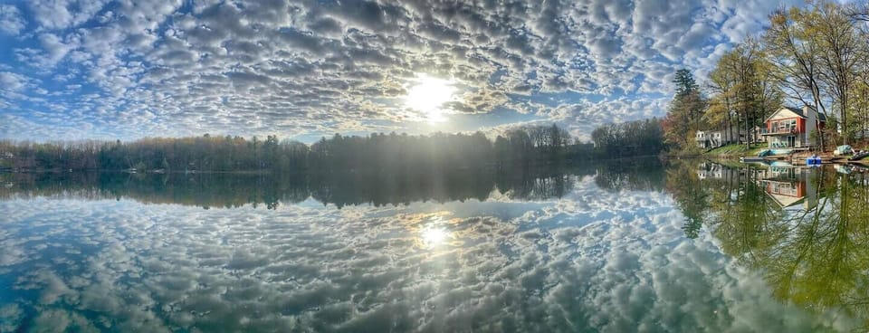 Immerse yourself in breathtaking views where the sky meets the water. Enjoy a serene sanctuary with a captivating panorama that blends boundless skies and tranquil waters, redefining tranquility.