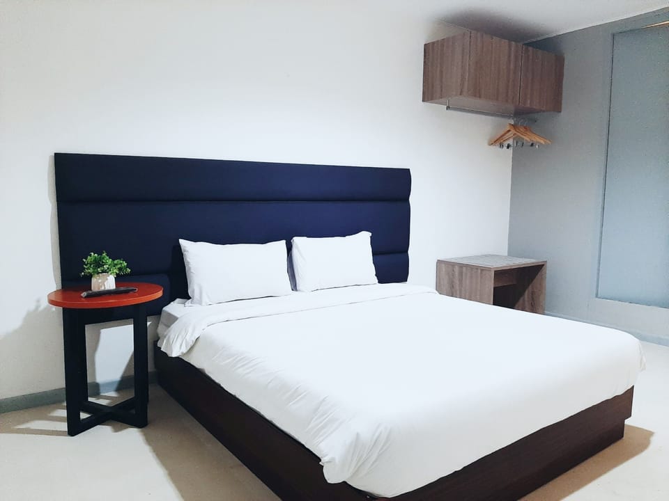 Deluxe Double Room | Desk, free WiFi