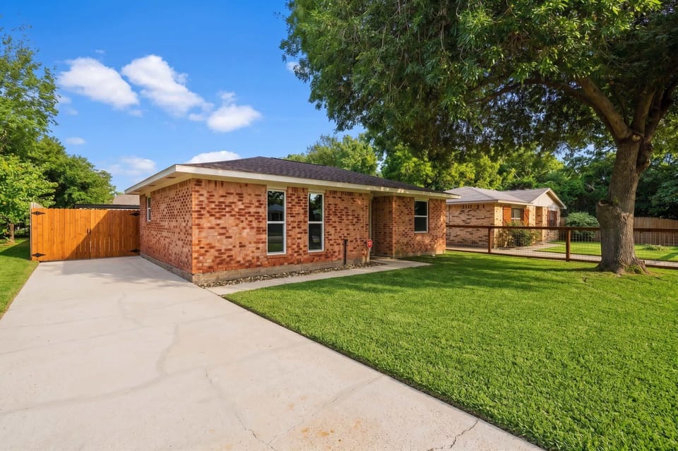 Exterior: The place for your new memories and extra fun!