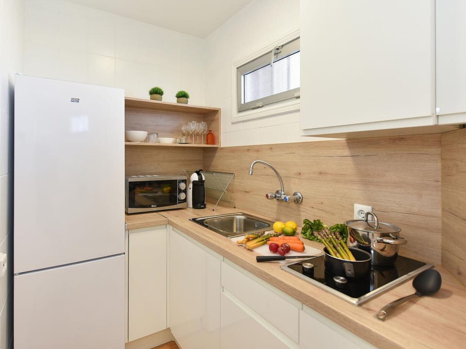 Apartment | Private kitchen | Highchair