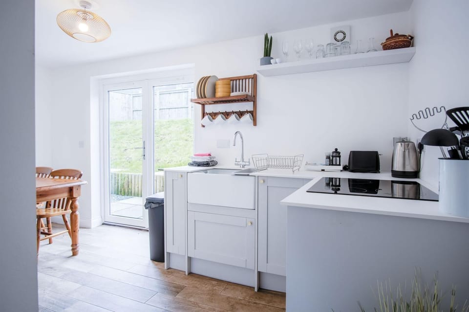 Microwave, oven, stovetop, toaster