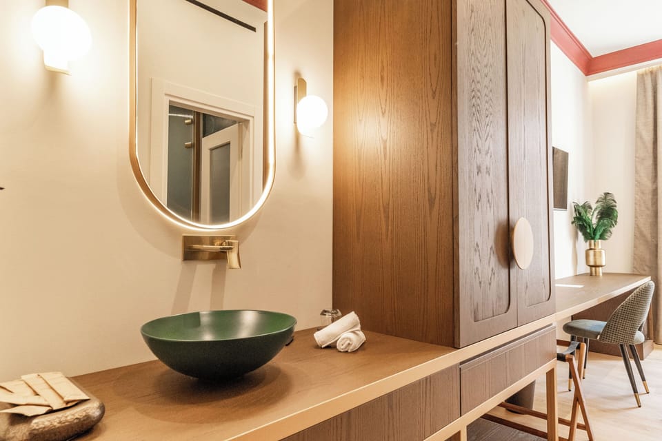Superior Double Room, Mountain View | Premium bedding, in-room safe, desk, laptop workspace