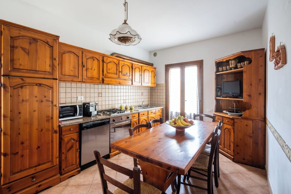 Comfort Villa, Vineyard View, Ground Floor | Private kitchen | Freezer