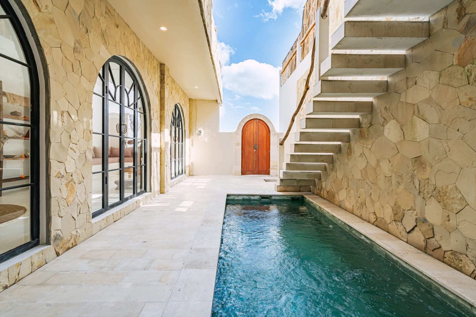 Basic Villa | Pool | Outdoor pool