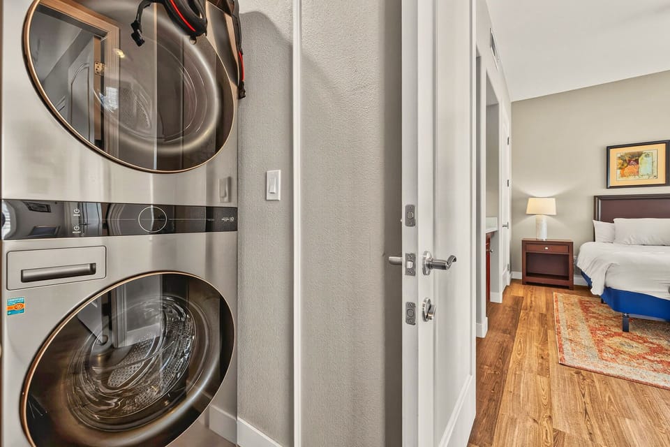 Stacked Washer/Dryer