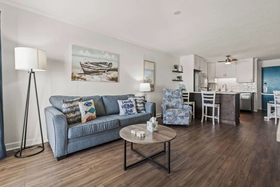 Renovated Condo!