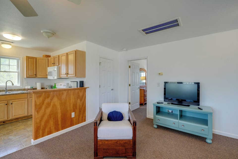Apartment (1 Bedroom) | Interior
