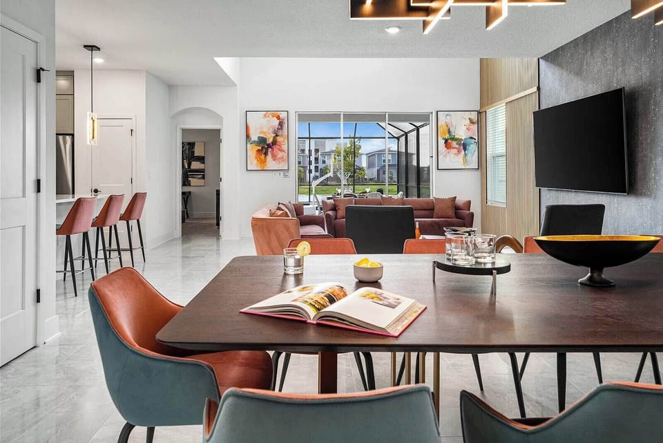 Dining Room *Highlight*