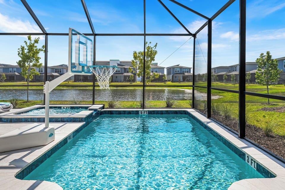 Private Pool & Patio