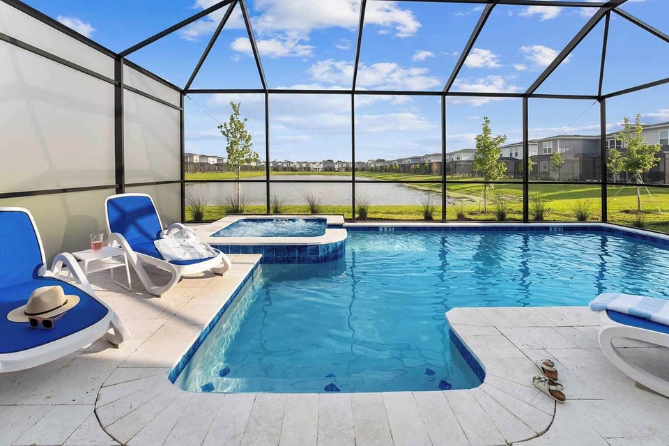 Private Pool & Patio
