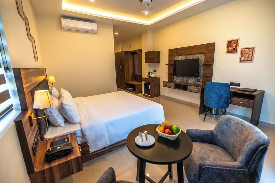 Executive Room, Valley View | 1 bedroom, iron/ironing board, free WiFi