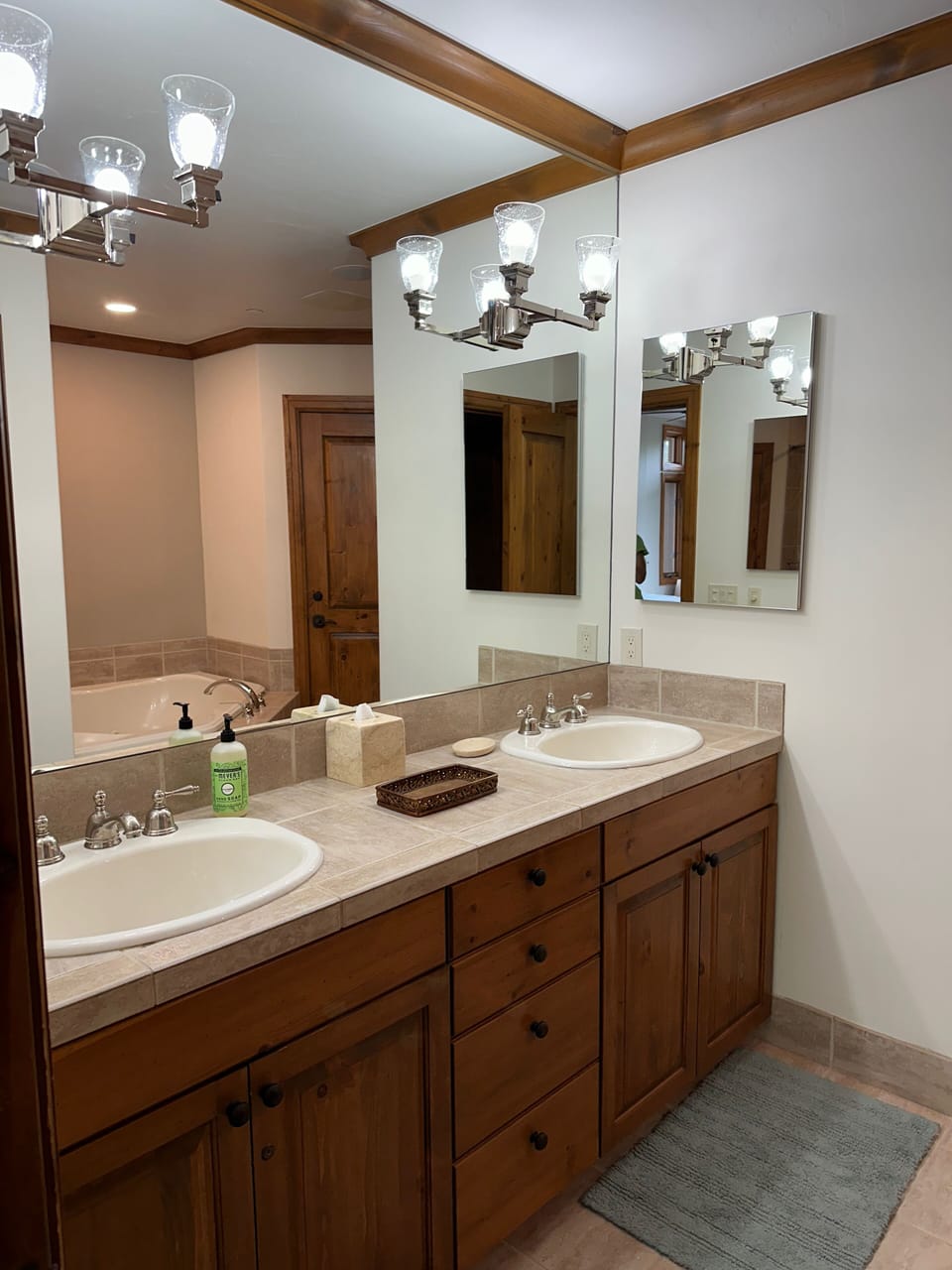 Primary bath with shower and jacuzzi tub
