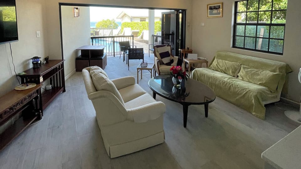 Apartment, 2 Bedrooms, Balcony, Garden View | Living room