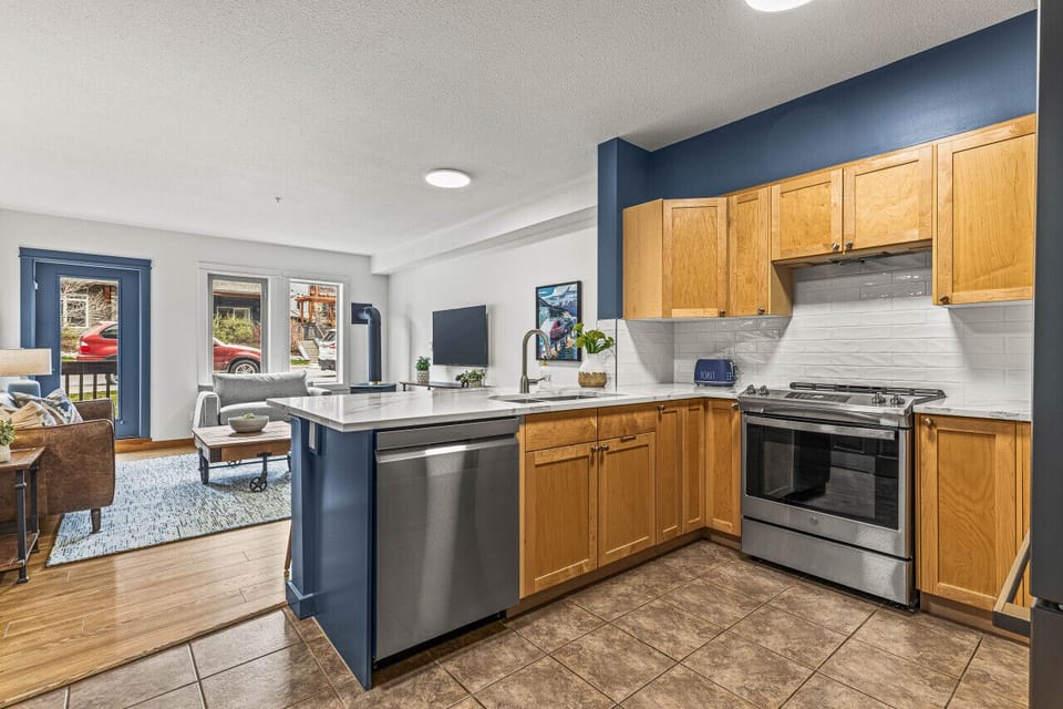 We want to make our guest’s stay as easy as possible - the kitchen is fully stocked with all cookware and utensils plus dishwasher tabs, cooking oil, S&P, Early Grey tea and Tim Horton’s ground coffee
