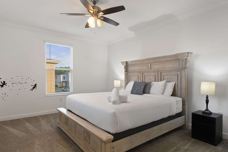 House, Multiple Beds, Pool Access, Pool View (4180PD SL) | 5 bedrooms, individually decorated, individually furnished, bed sheets