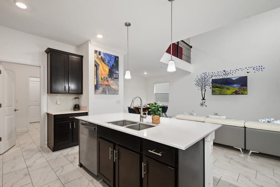 House, Multiple Beds, Pool Access, Pool View (4180PD SL) | Interior
