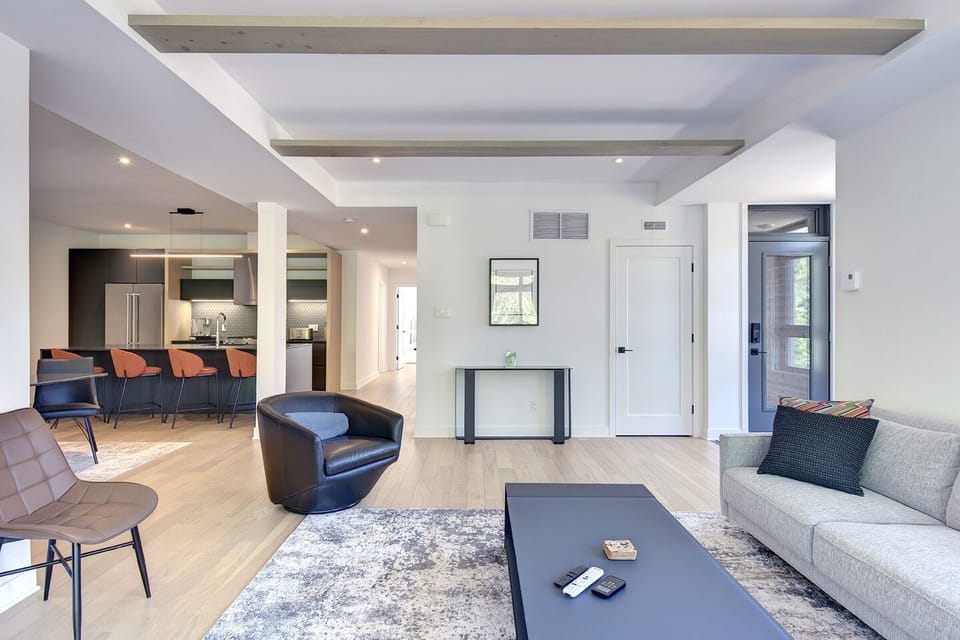 Premium Condo | Living area | TV, fireplace