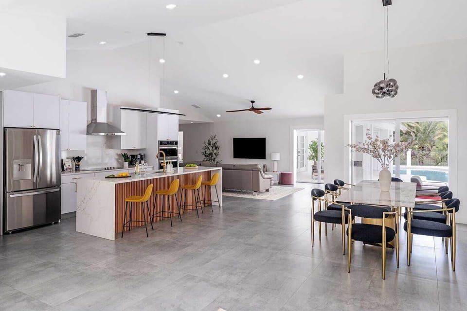 Open home with a spacious-airy feel, perfect balance of togetherness and privacy