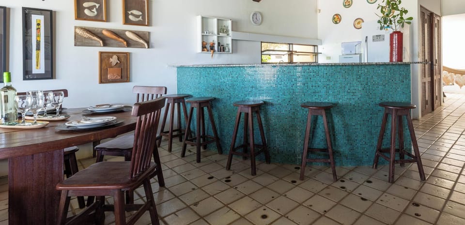 Basic Villa | Dining