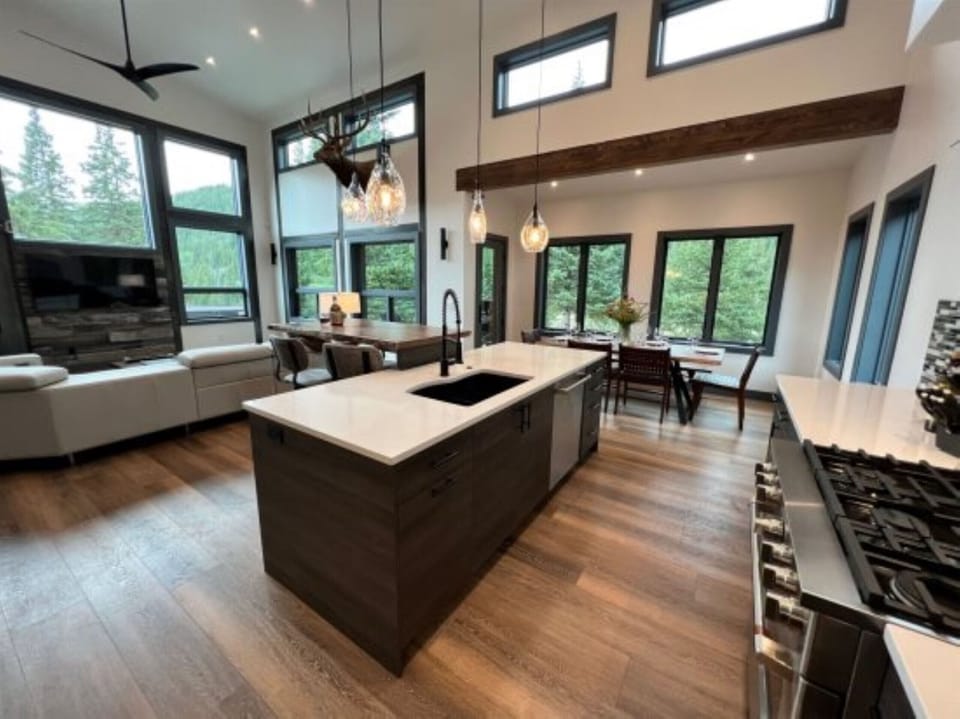 The island has plenty of workspace, a smartly placed dishwasher and allows you to be a part of the crowd while cooking
