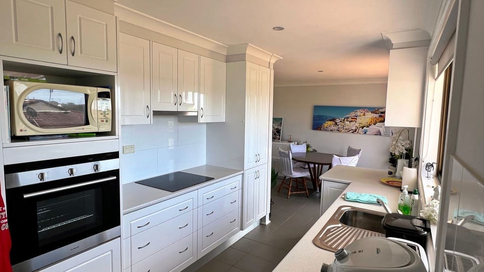 Kitchen and dining area.