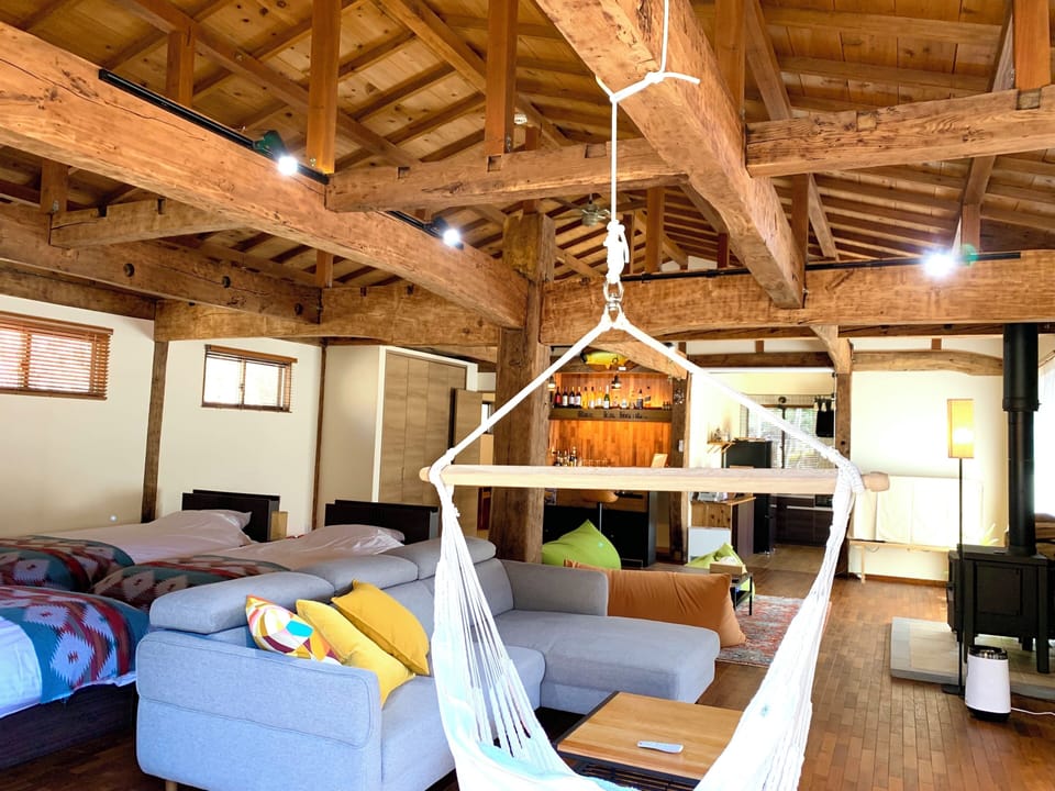 Luxury Studio Suite, Balcony, Mountain View | Individually decorated, free WiFi