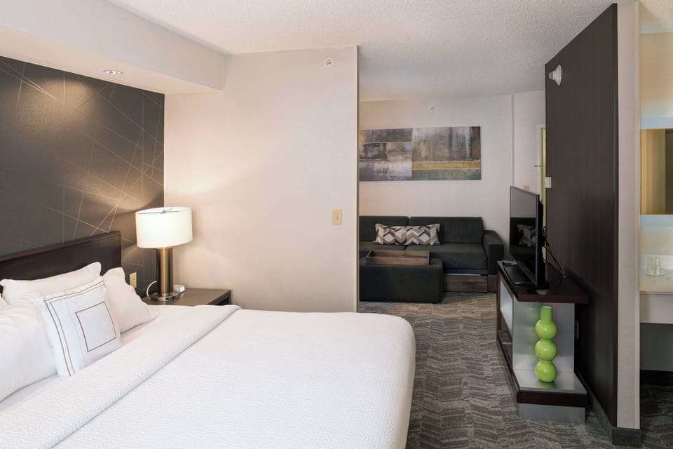 Pillowtop beds, in-room safe, desk, iron/ironing board