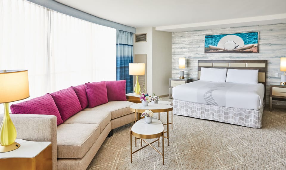 Premium bedding, in-room safe, desk, blackout drapes