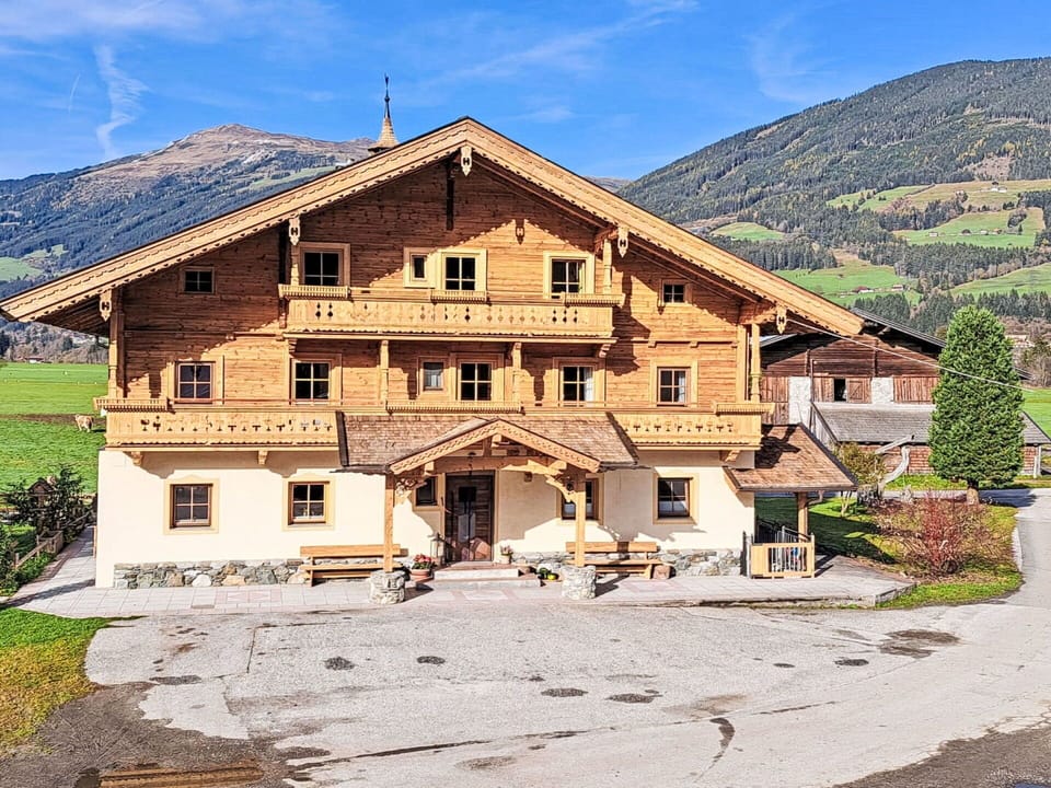 Sky, Cloud, Plant, Mountain, Window, Building, House, Tree, Wood, Residential Area
